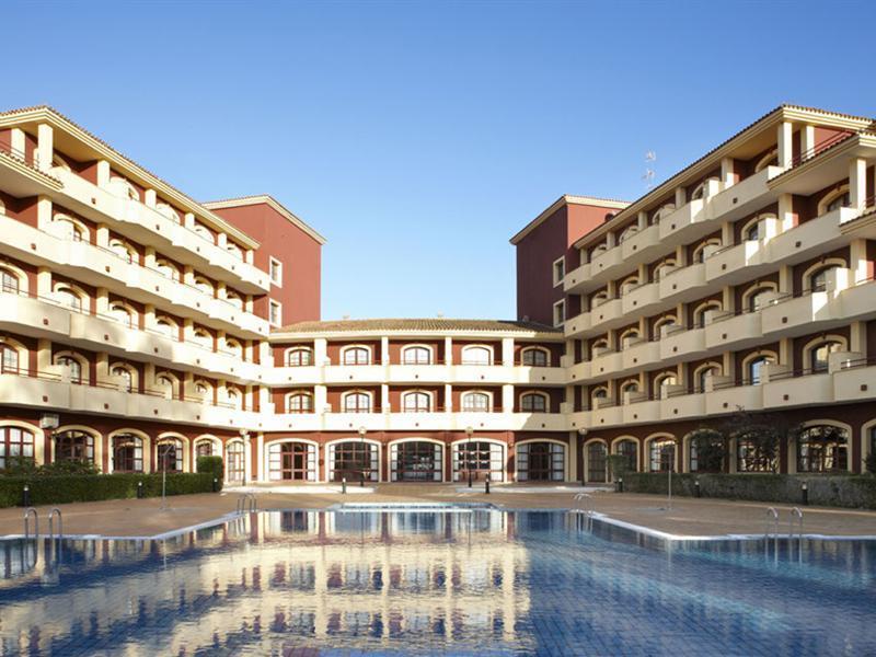 Ilunion Golf Badajoz Hotell Eksteriør bilde