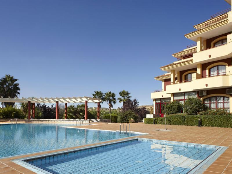 Ilunion Golf Badajoz Hotell Eksteriør bilde